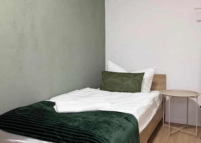 Mete - Modern - Workspace - Cool Location